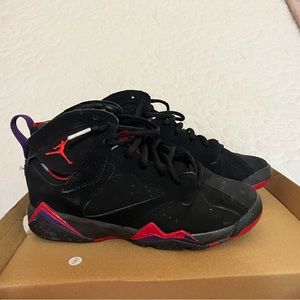 Air Jordan black sneakers kid